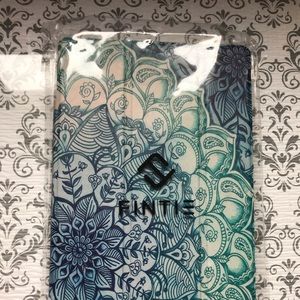 Fintle hard shell case for kindle fire